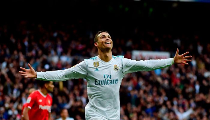 Lương của Cristiano Ronaldo tại Real