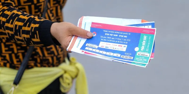 vé xem bóng đá sân mỹ đình bao nhiêu tiền